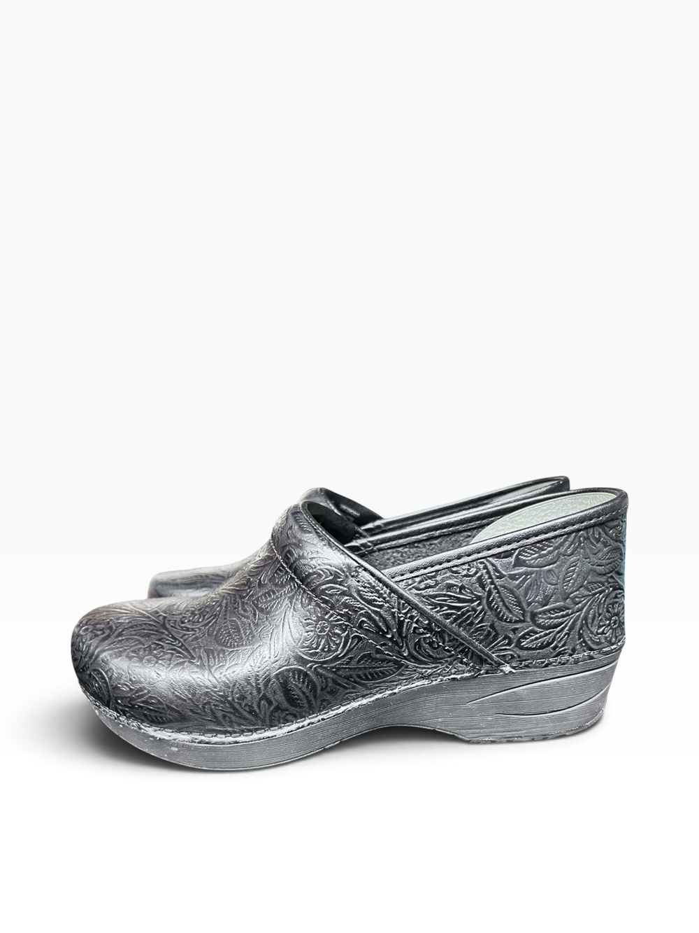 Dansko Embossed Leather Slip-On Clogs Women’s Size 41